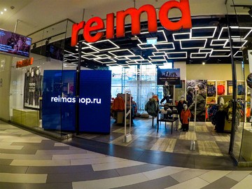 Видеоэкран для сети магазинов «Reima», шаг 4 мм, г. Москва